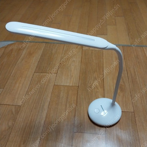 파나소닉 유무선 겸용 LED 스탠드 조명