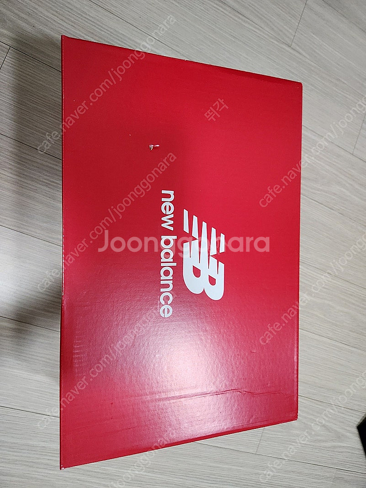 뉴발란스 퓨얼셀 엘리트 V4 카본화 265 2E 팝니다--1