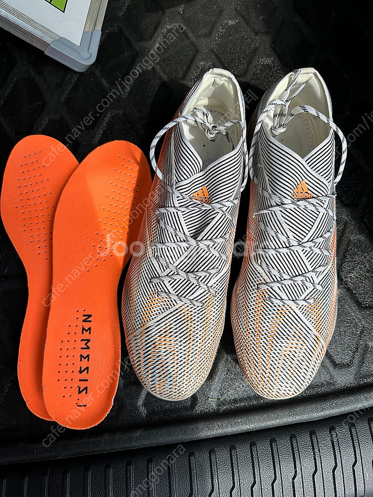 네메시스.1 AG--0