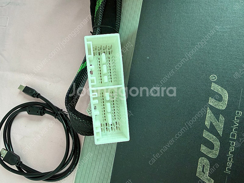PUZU C31S팝니다.--7