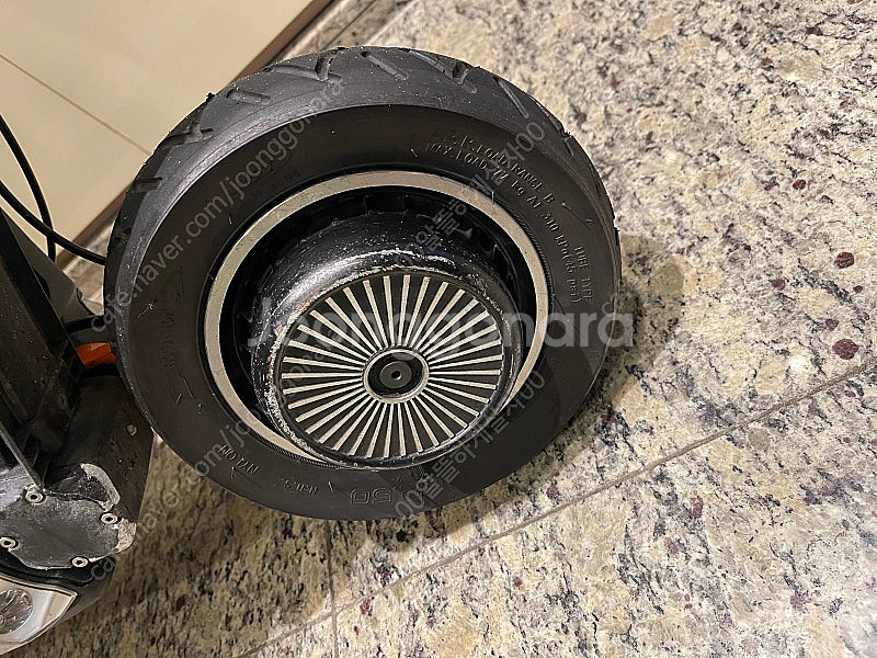 이노킴 옥스 듀얼 전동킥보드( 베터리 23년 정품교체--6