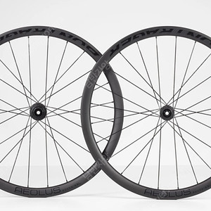 본트래거 에울루스 엘리트 35 (새제품) / 본트래거 R3 신품 타이어 포함