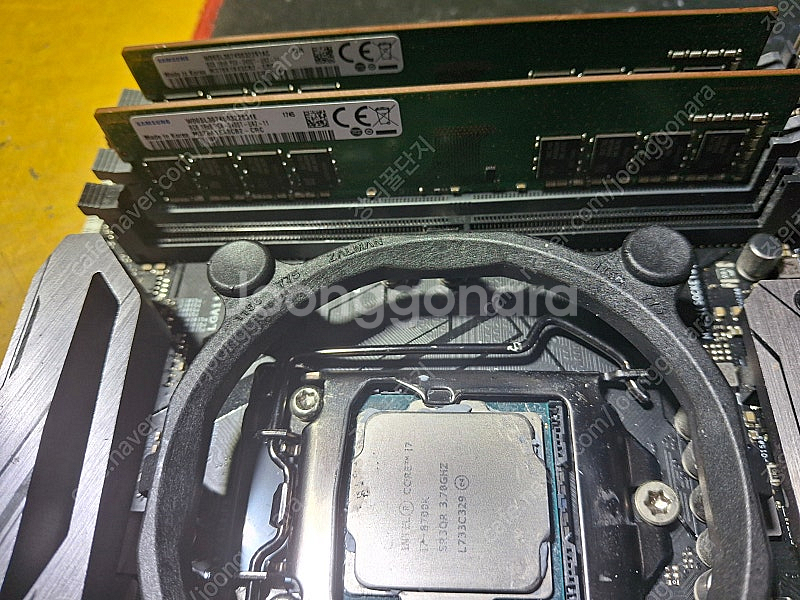 i7 8700k+z370+ddr4 8g*2(사제쿨러)-...--5