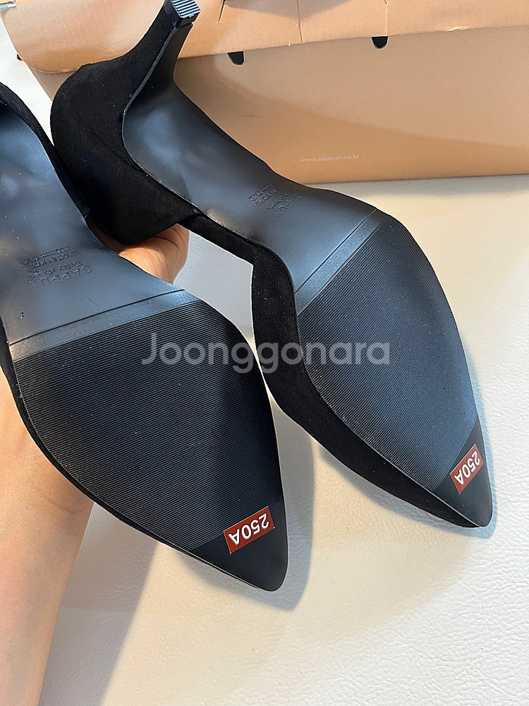(새상품) 사뿐 스웨이드 스틸레토 (7cm) 250--2
