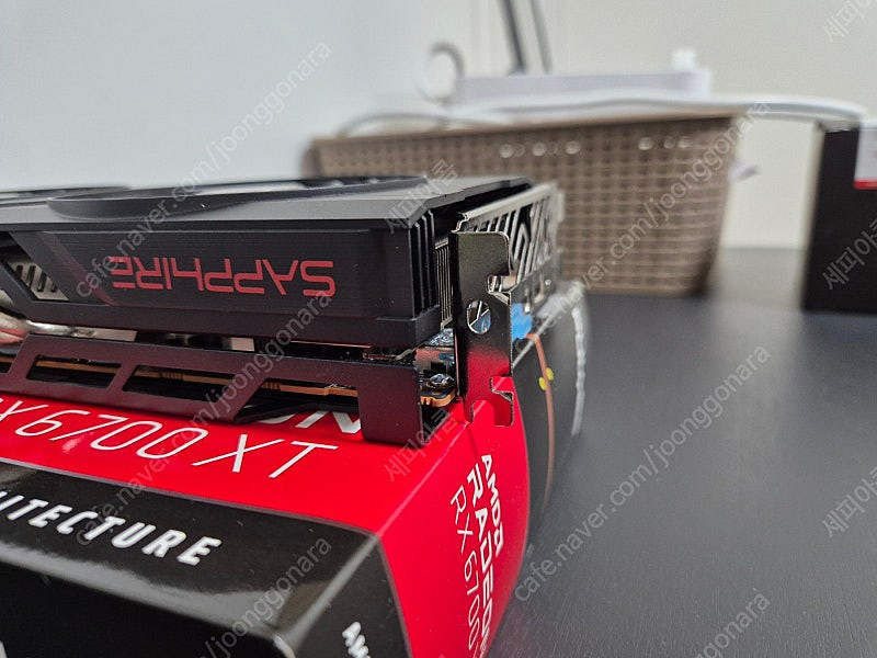 사파이어 펄스 라데온RX 6700XT 12GB 그래픽카드--4