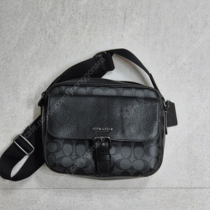 코치 남성 크로스백