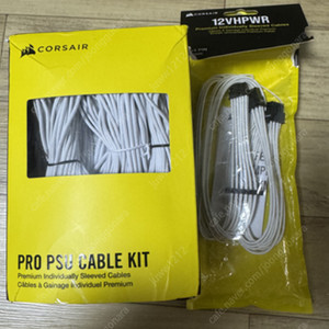 CORSAIR PRO PSU CABLE KIT (TYPE 4) + 12VHPWR 화이트 슬리빙 케이블 판매