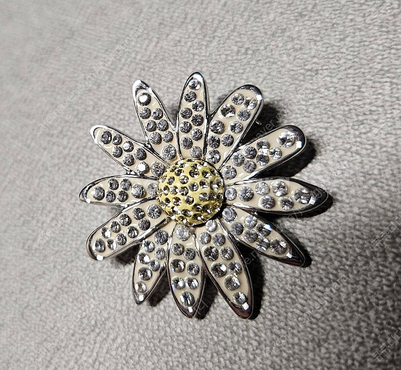 스와로브스키(SWAROVSKI) 플라워 브로치 정품--2