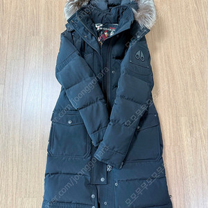 무스너클 알버타 실버폭스퍼 여성 롱패딩 정품