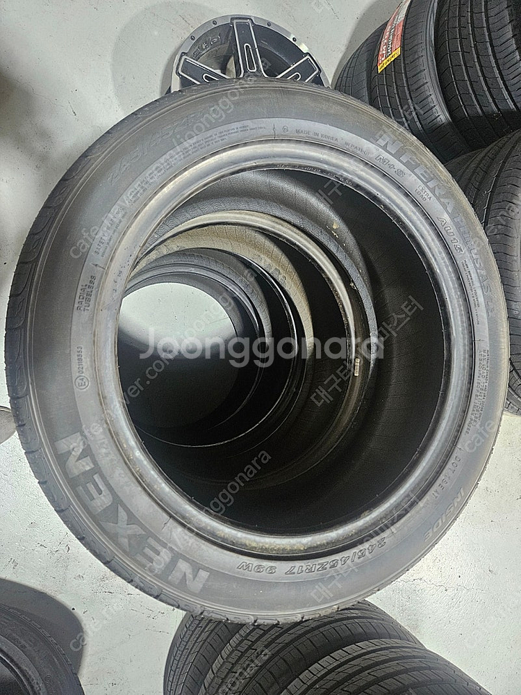 245 45 17 신품타이어 한대분--2