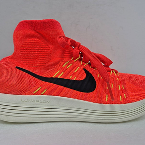 나이키 여성 운동화 240/슈콤마보니 여성 스니커즈 240