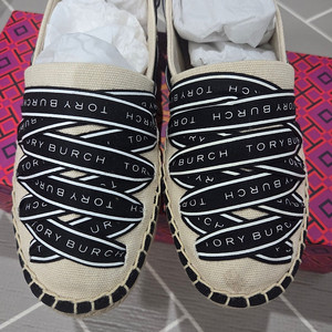 토리버치(Tory Burch) 에스파드류 리본플랫 5.5(220)