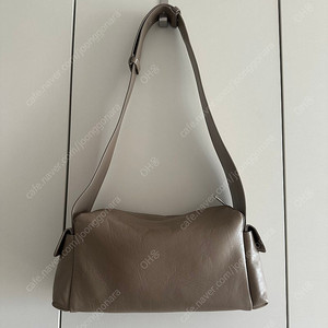 COS 코스 크로스바디 포켓백 다크베이지