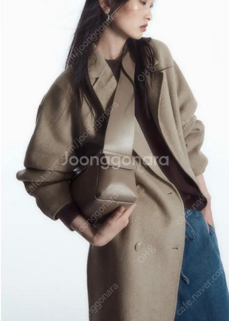 COS 코스 크로스바디 포켓백 다크베이지--4