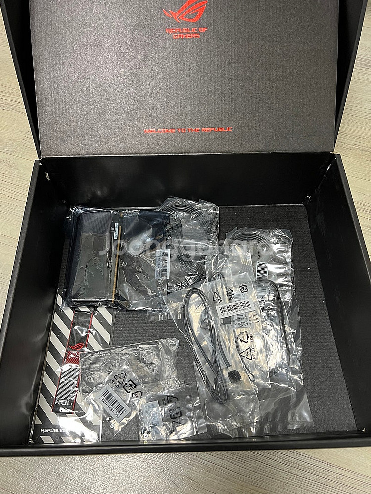 ASUS ROG MAXIMUS Z590 APEX 판매합...--3