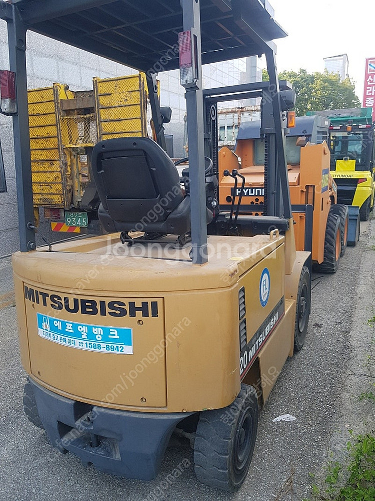 (2톤) 전동지게차 미쯔비시 작동상태 아주좋은 전동지게차 팝니다 최저가 630만--2