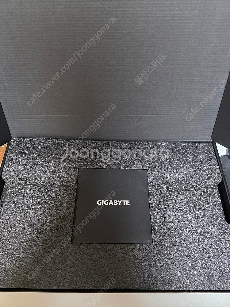 기가바이트 GeForce RTX 5090 GAMING ...--1