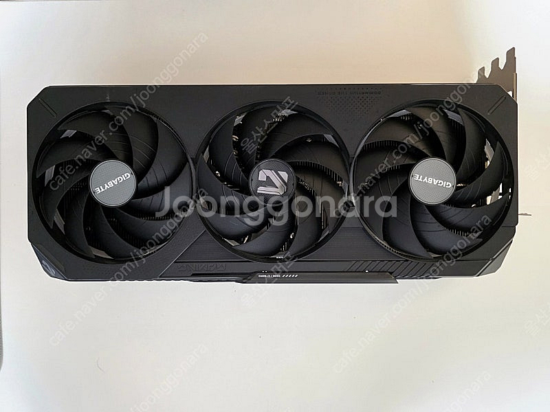 기가바이트 GeForce RTX 5090 GAMING ...--4