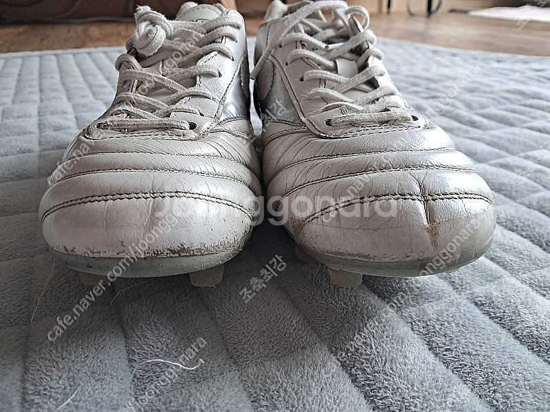 선수용 축구화 여러가지 판매합니다(베이퍼14HG,모렐리아DNA,아식스C3검노TF,프레데터프리시즌리메이크)--5