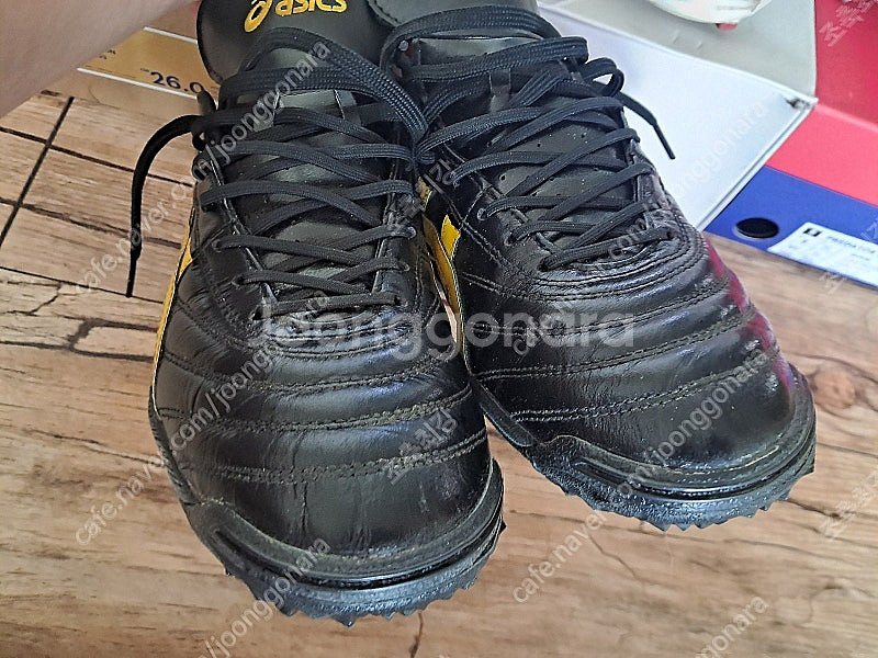 선수용 축구화 여러가지 판매합니다(베이퍼14HG,모렐리아DNA,아식스C3검노TF,프레데터프리시즌리메이크)--9