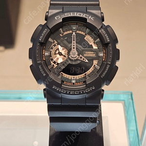카시오 지샥 GA-110RG 전자시계 판매합니다