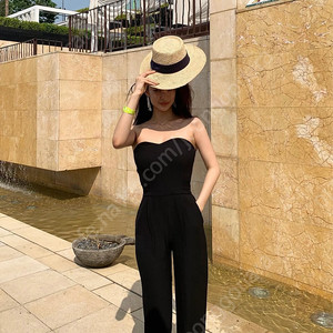 나는꽃(아이오네) 튜브탑 점프슈트