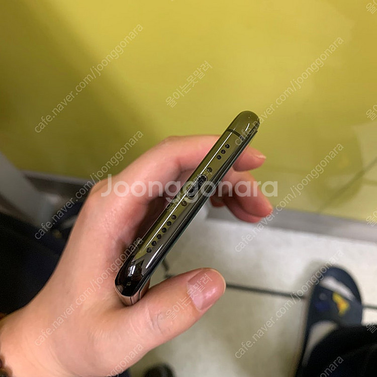 아이폰 xs 256GB 스페이스 그레이 상태 좋아요--1