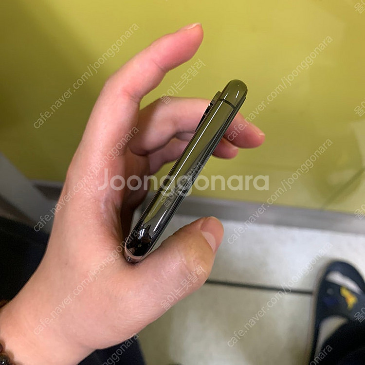 아이폰 xs 256GB 스페이스 그레이 상태 좋아요--4