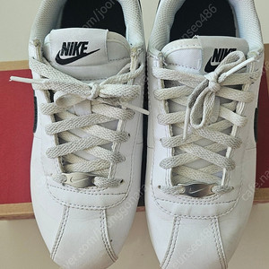 나이키 코르테즈 210