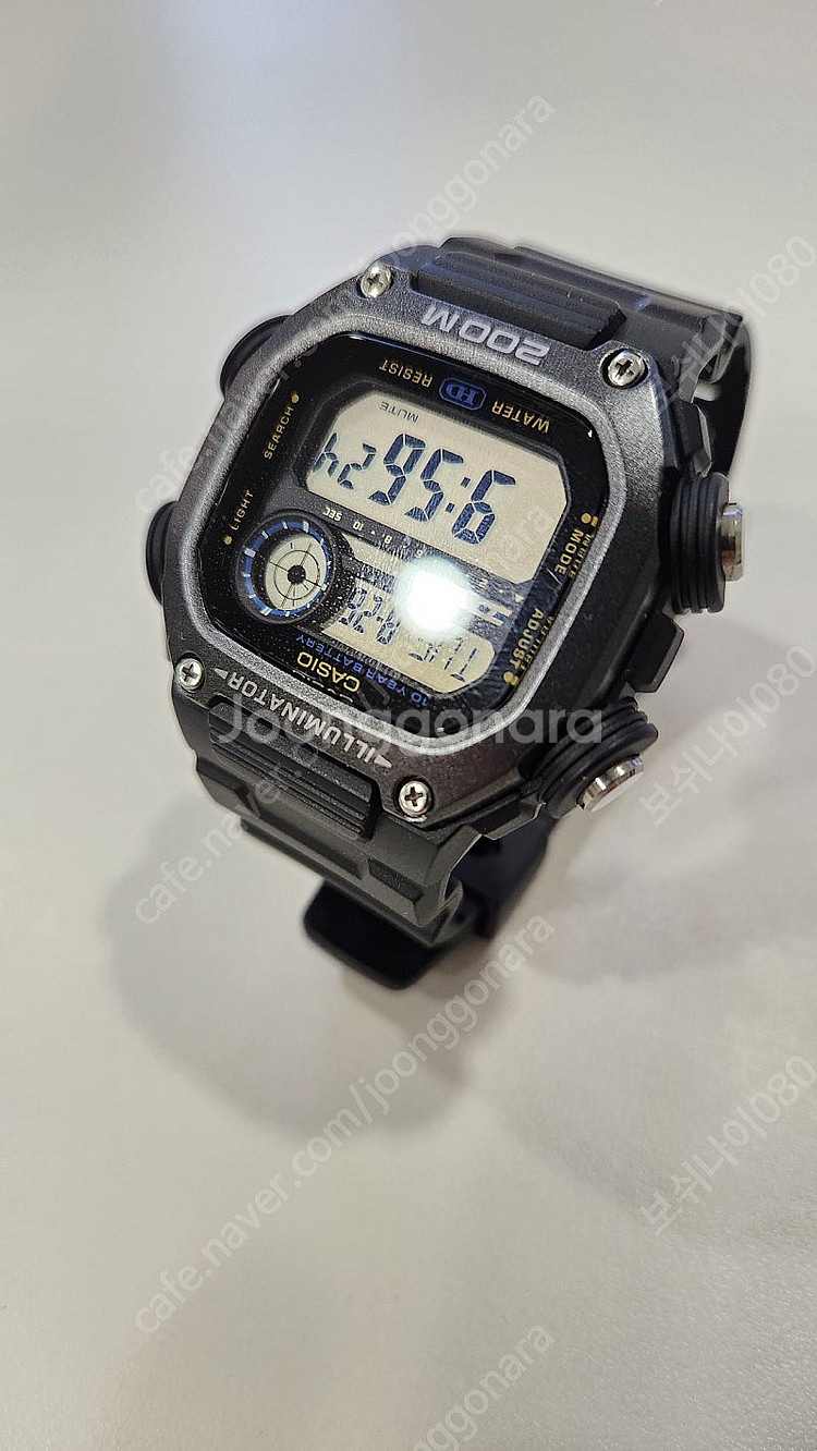 카시오 시계 DW291H1AJF 거의 새것 입니다--0