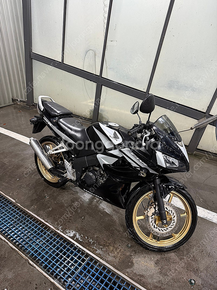 혼다 cbr125r 10년식--1