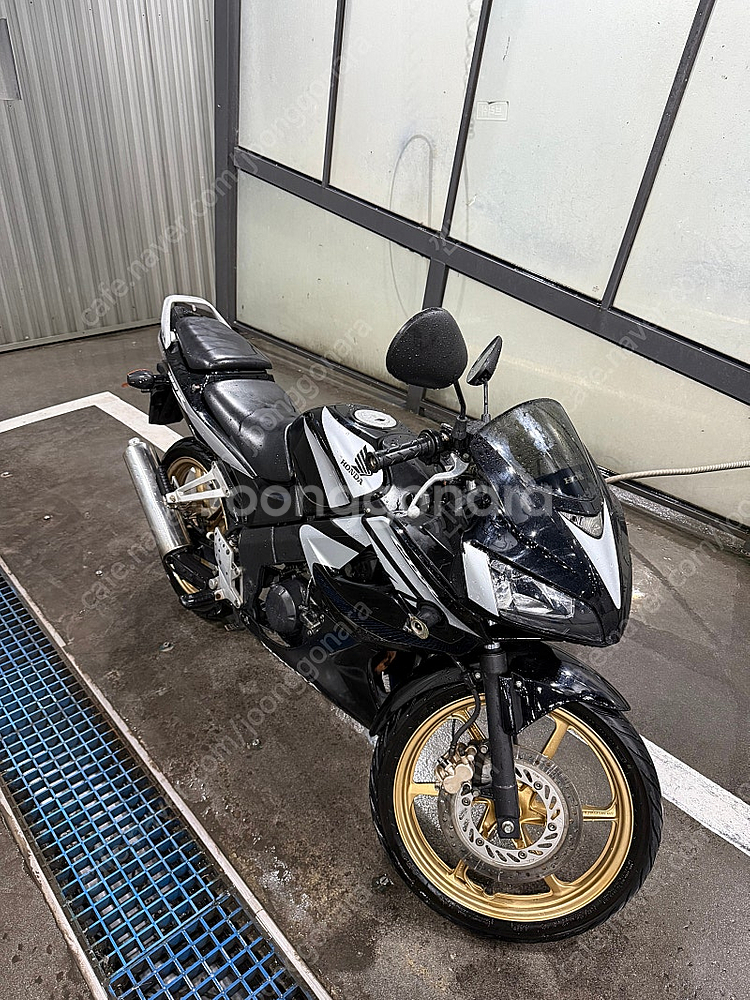 혼다 cbr125r 10년식--2