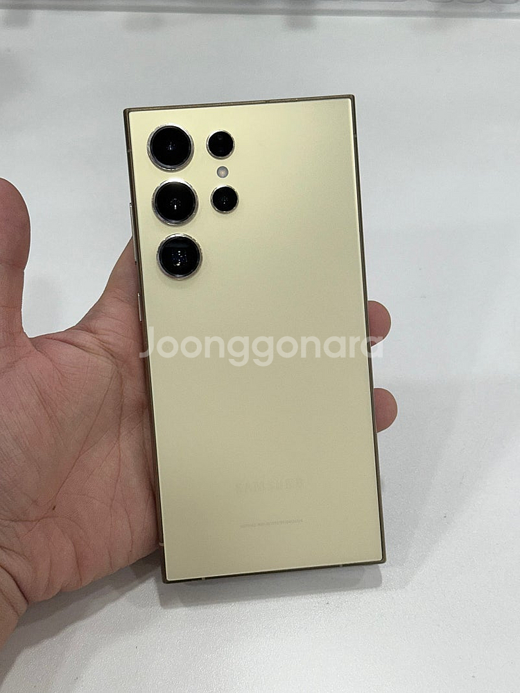 갤럭시S24울트라 티타늄옐로우 256GB (S928) A급 무잔상 75만원 판매합니다!--0