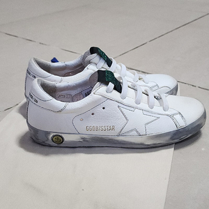 골든구스 키즈 215(33) 스니커즈/ 조던 스니커즈 235