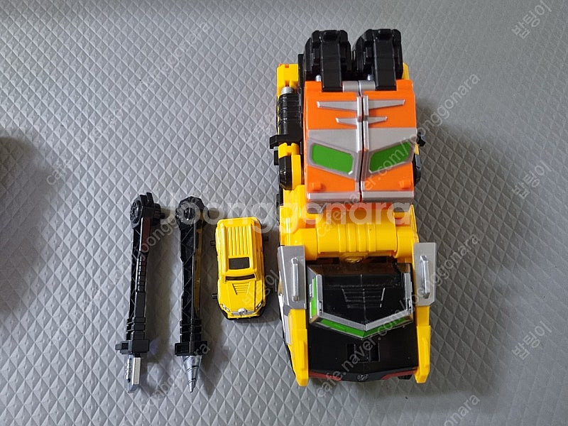 헬로카봇 울티맥스, 가디언트 판매합니다--0