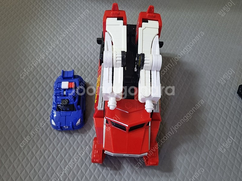 헬로카봇 울티맥스, 가디언트 판매합니다--1