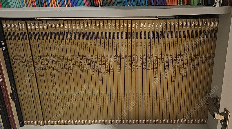 오르다코리아 명화명작54권 판매완료.작은철학자60권.꼬마샘터 첫발견 레인보우 필름지44권--1