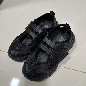 뉴발란스 브리즈 230 블랙