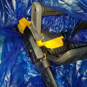 dcm575n 디월트 전기톱 20인치 판매 합니다