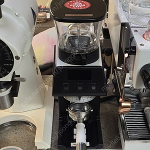 라마르조코 피코 그라인더 화이트 이미지