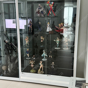 여러가지 피규어, 마이뮤지엄 장식장 판매합니다. (넨도로이도, 사에카노, 신데마스, 러브라이브, 벽람항로, 페그오, 라이자, 소녀전선)