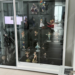 마이뮤지엄 벽면진열장 5003-1200 판매합니다.