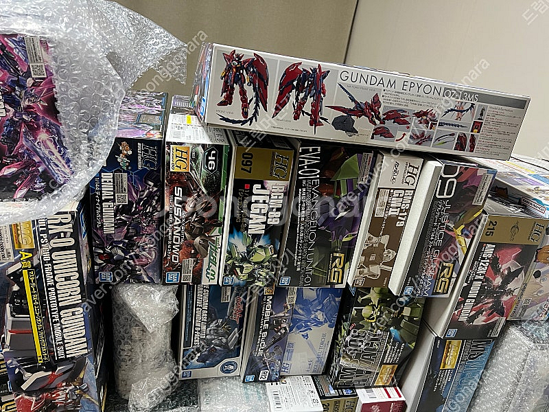 건담 반다이 프라모델 RG,HG.MG.PG,일반,프반,건베한정/메탈빌드/초합금/SHF 합리적인가격에 정리합니다 제품...--0