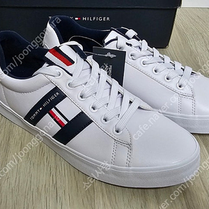 타미힐피거 스니커즈 리오 260 사이즈