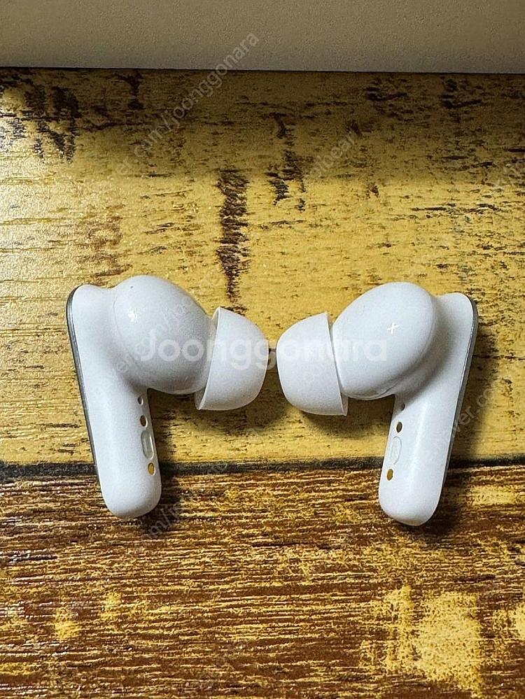 앤커 사운드코어 VR P10 무선이어폰 판매합니다.--3