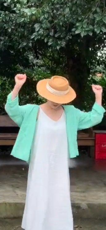 스카이블라우스 화이트블라우스 스티치블라우스 그린셔츠--6