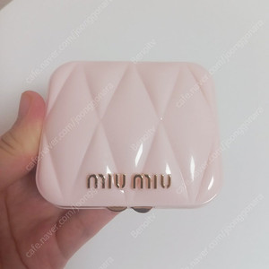 미우미우 손거울 MIUMIU
