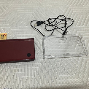 dsi ll 팝니다(택포)