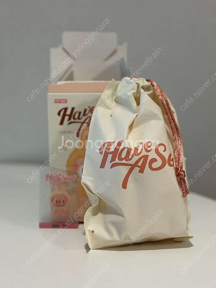 정품 팝마트 라부부 나랑놀자 키링--0