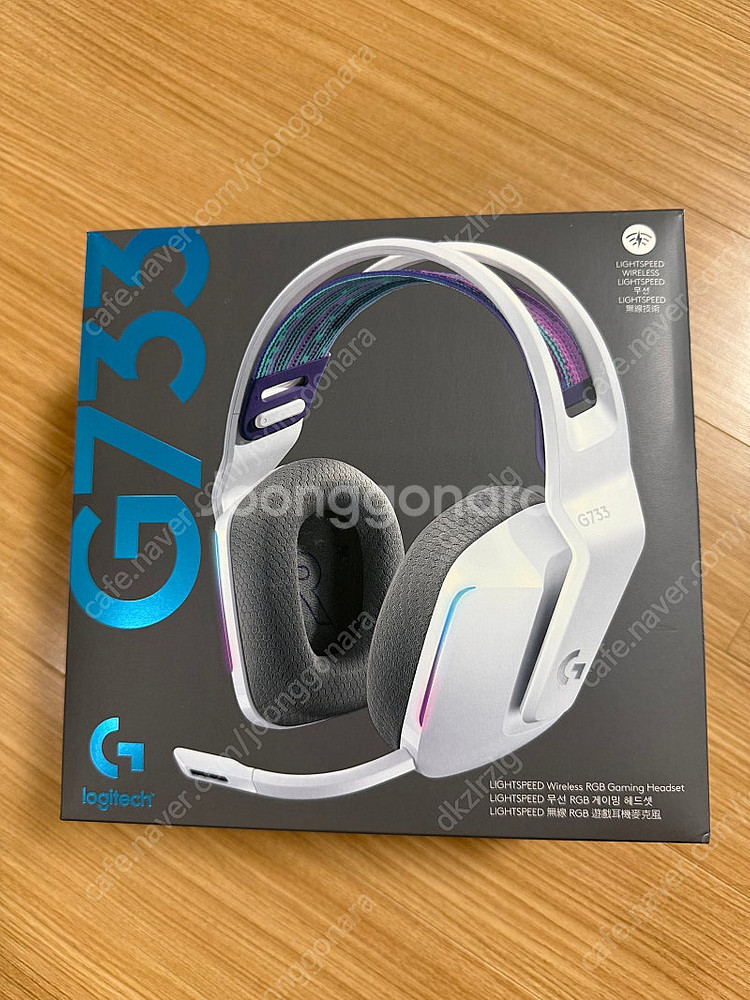 로지텍 G733 게이밍 헤드셋(화이트)+거치대(블랙)--0